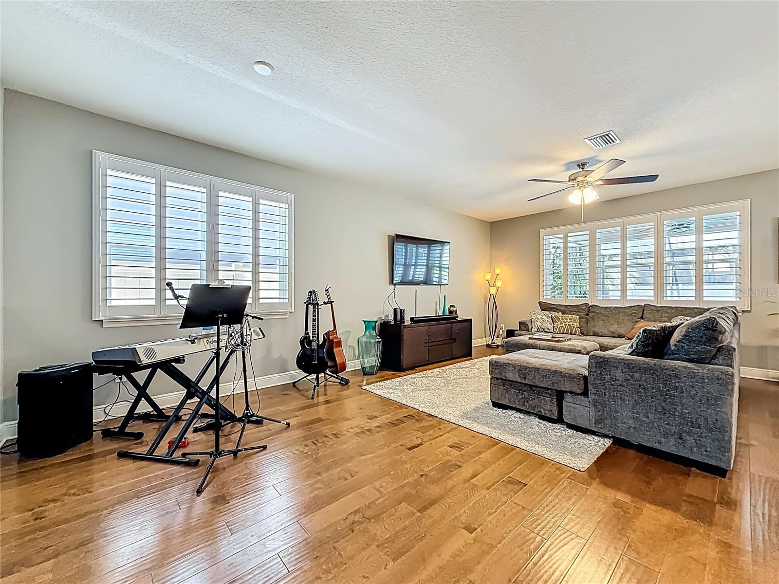 10193 Grand Oak Cir Property Photo 11
