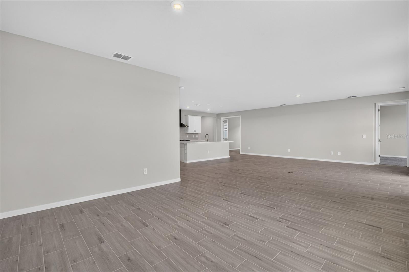 9553 Natural Oak Pt Property Photo 15