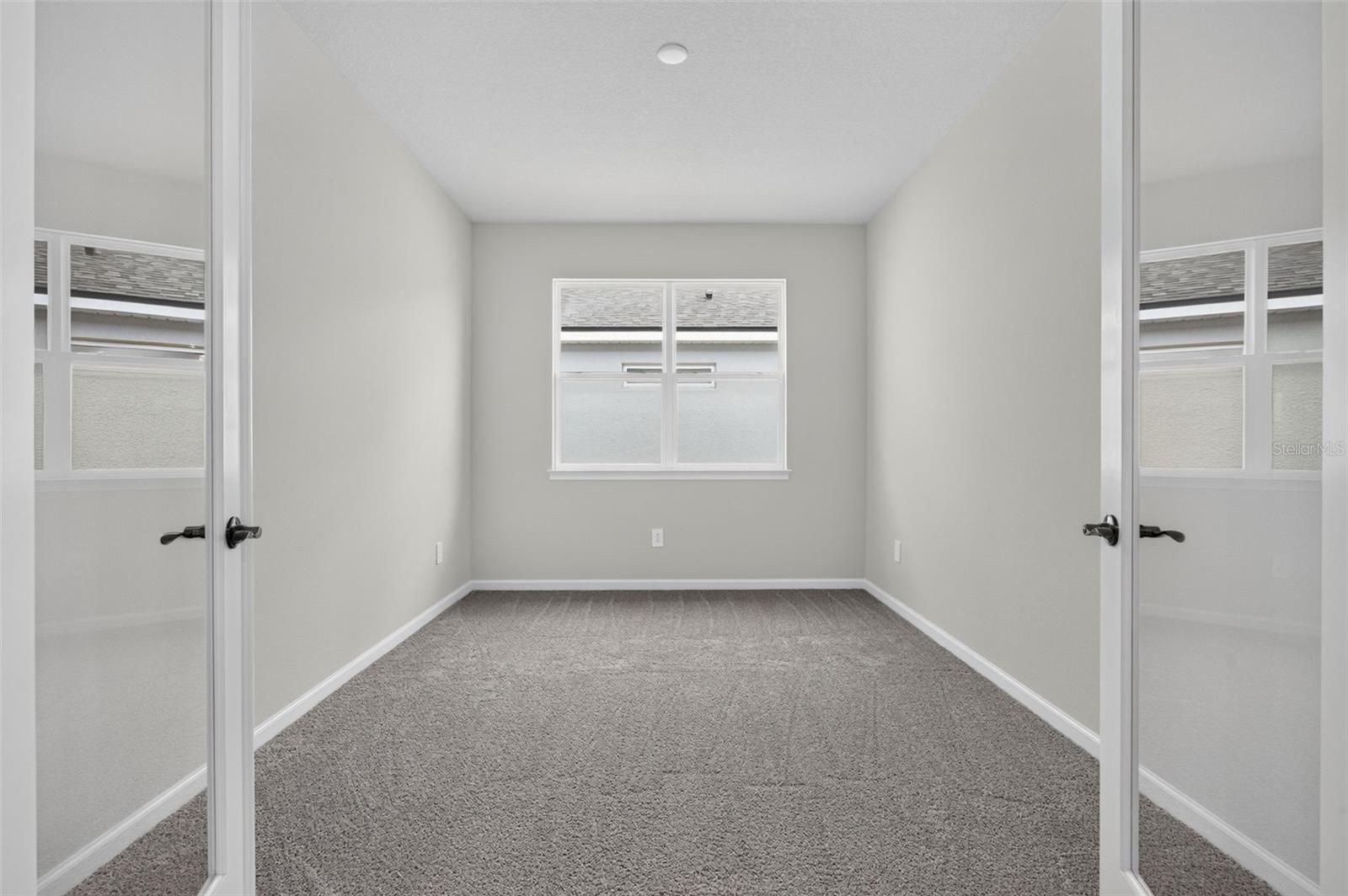 9553 Natural Oak Pt Property Photo 18