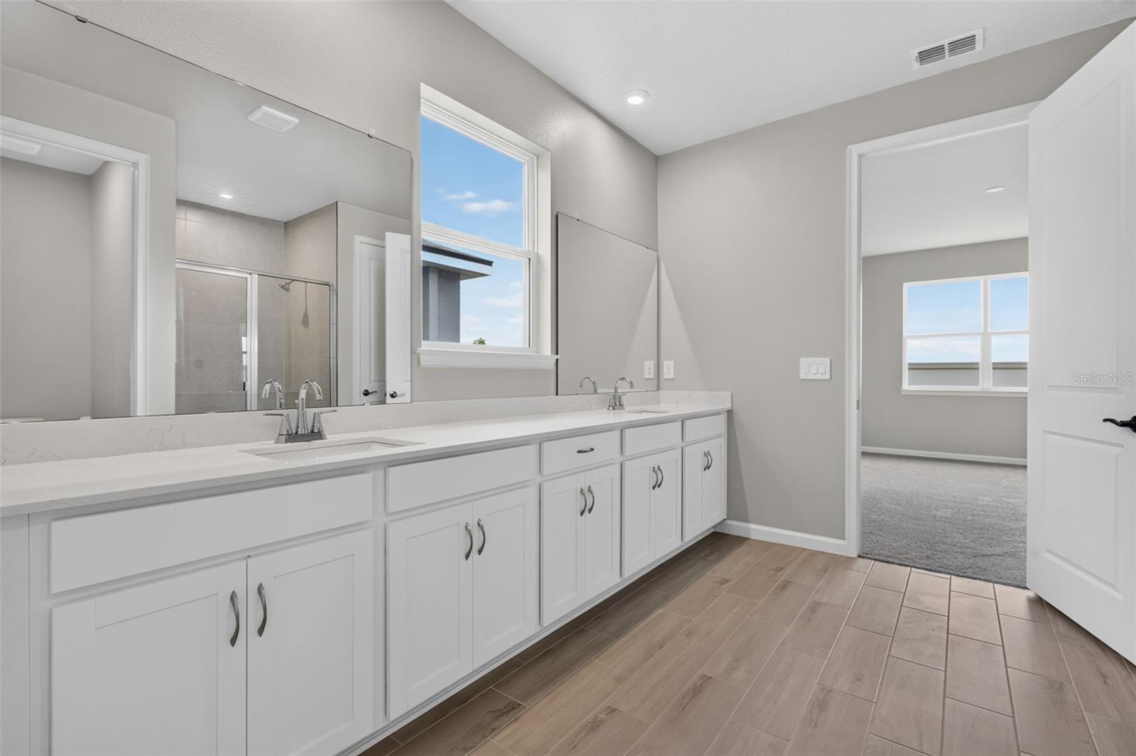 9553 Natural Oak Pt Property Photo 23