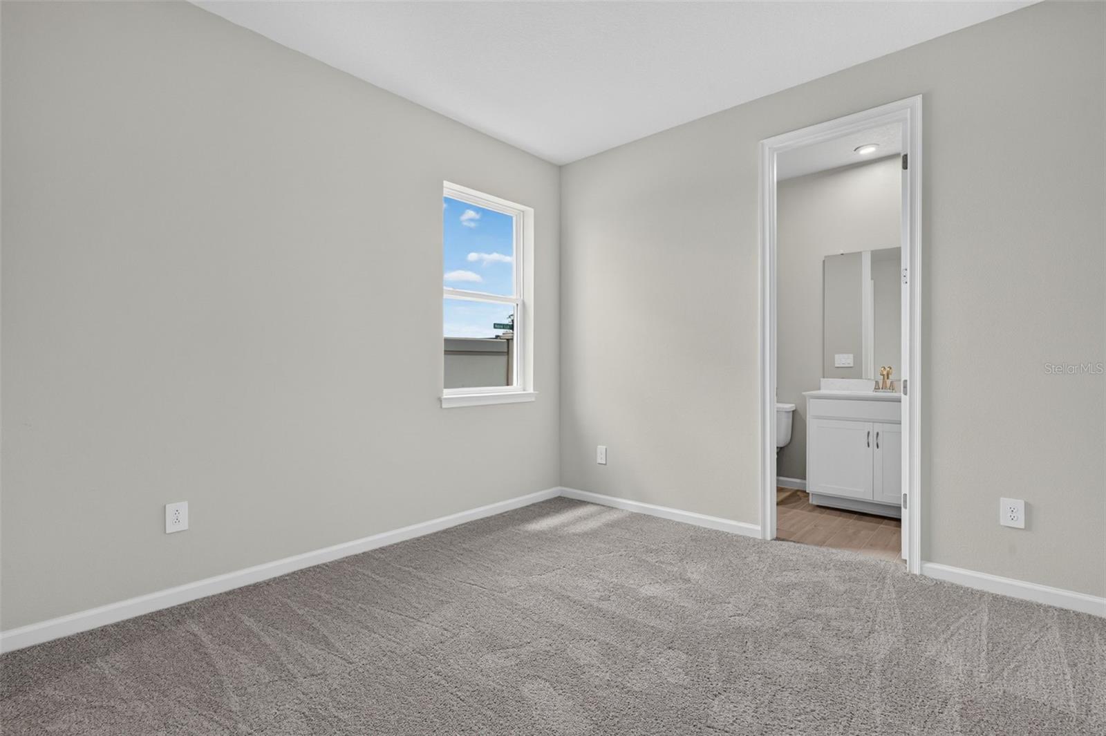 9553 Natural Oak Pt Property Photo 25