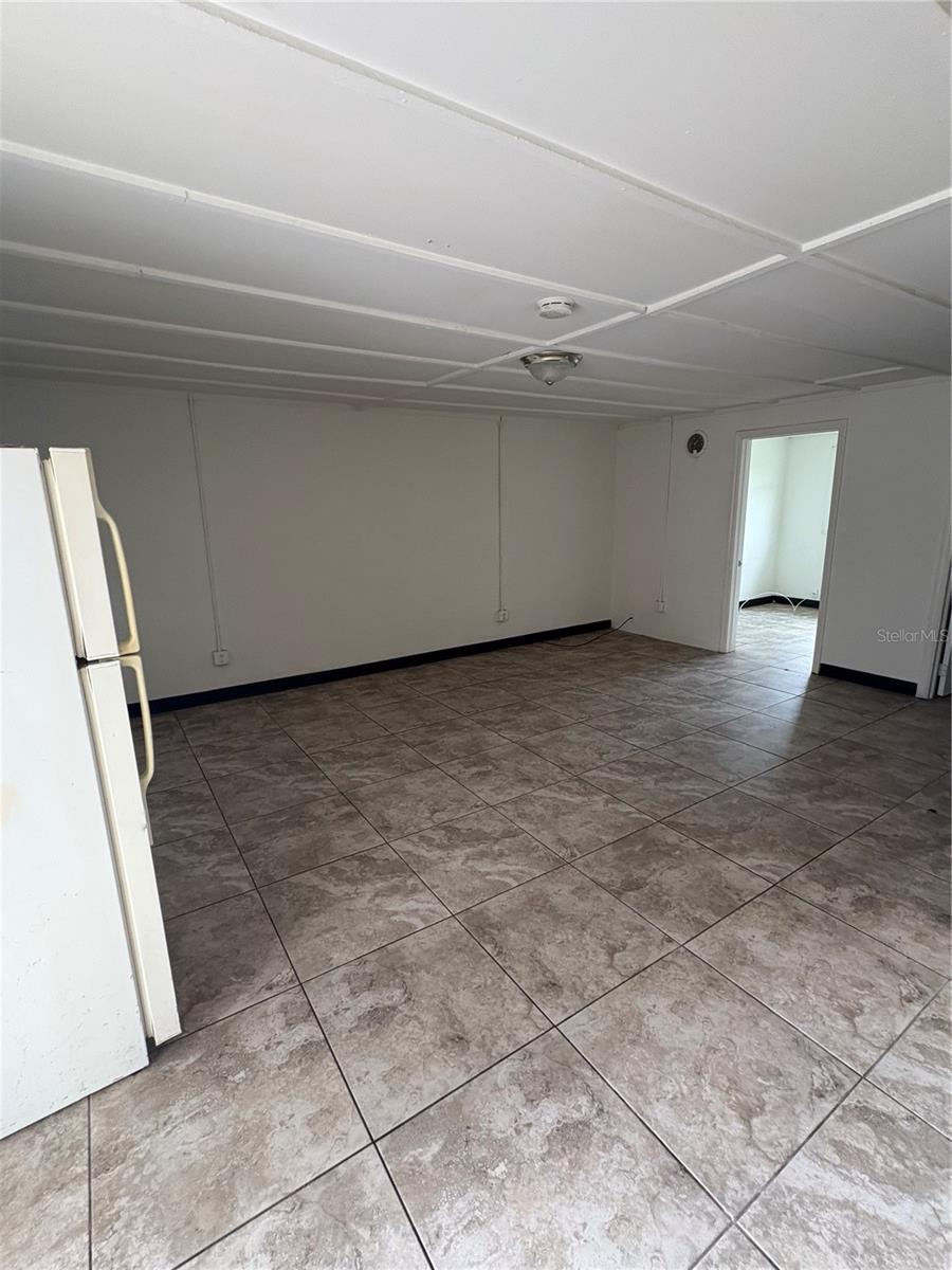 14846 17th St Property Photo 4