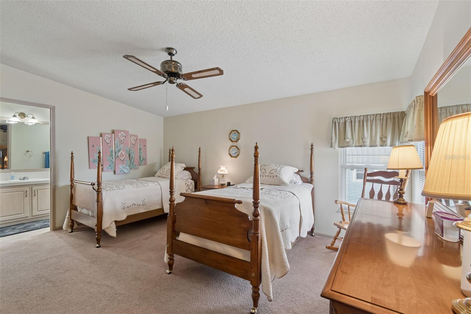14131 Delsilver Dr Property Photo 25