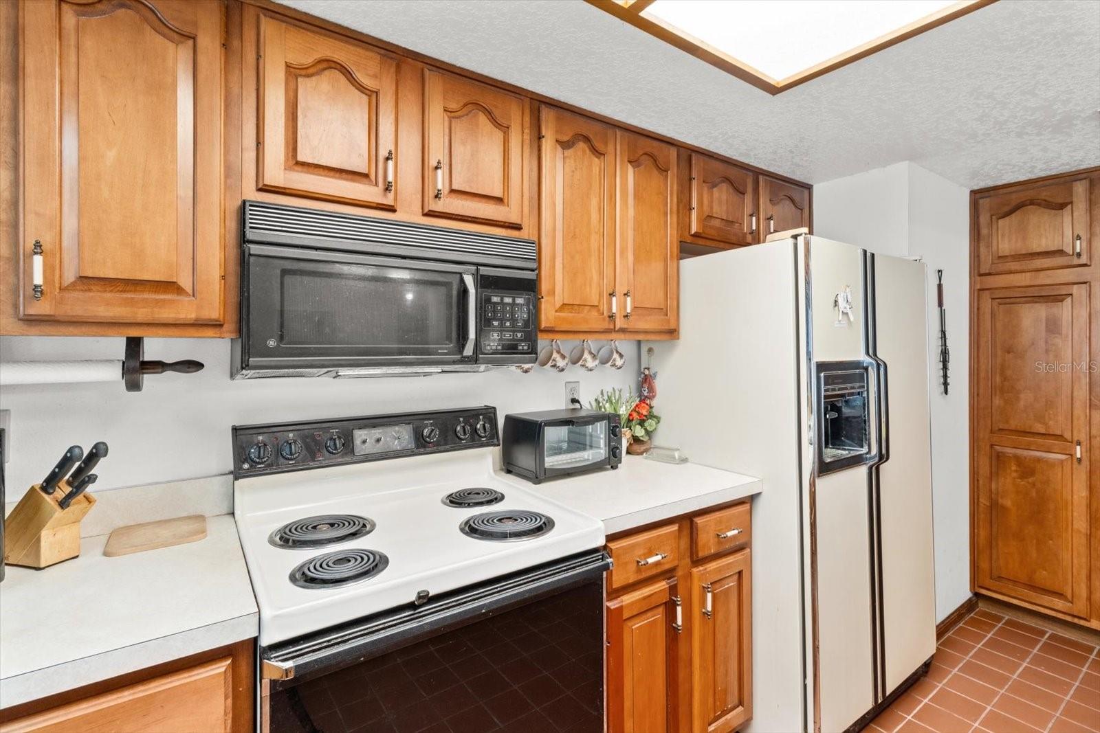 10025 Kimbrough Dr Property Photo 15