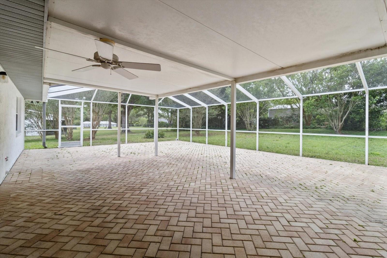 10025 Kimbrough Dr Property Photo 35