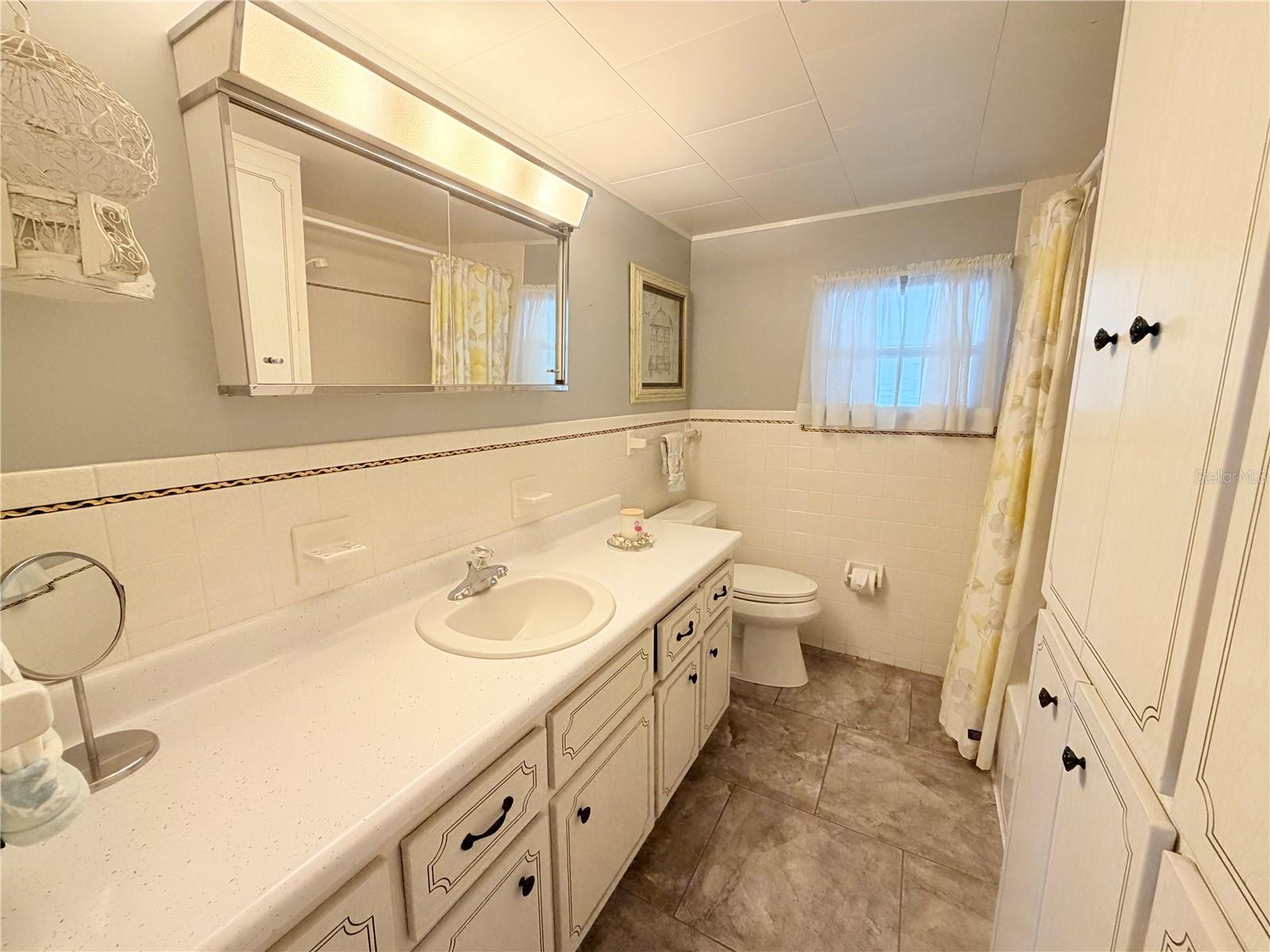 2331 Belleair Rd #529 Property Photo 4