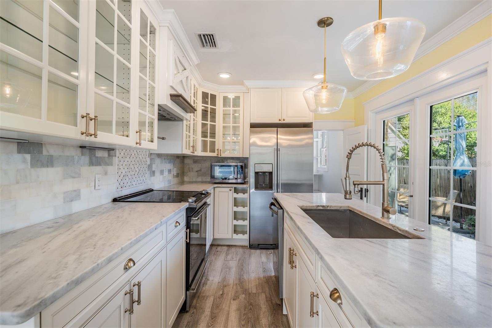 4109 N Seminole Ave Property Photo 15