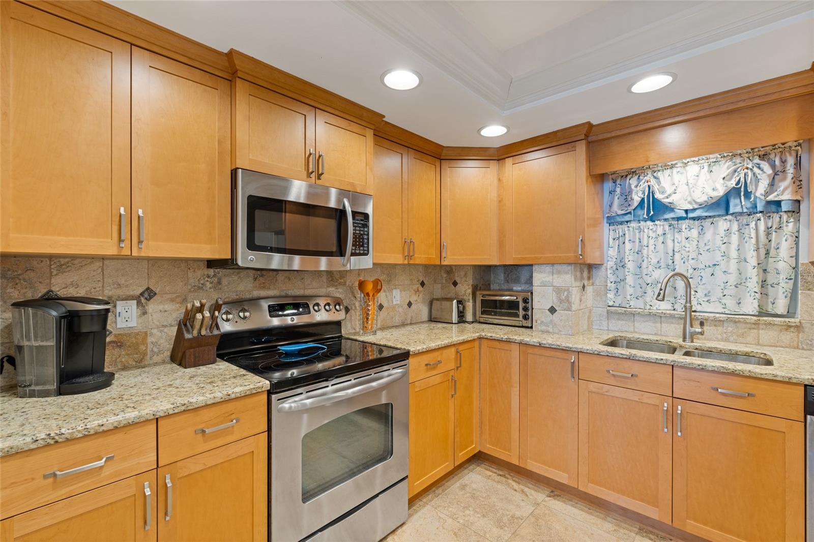 4950 Gulf Blvd #605 Property Photo 15