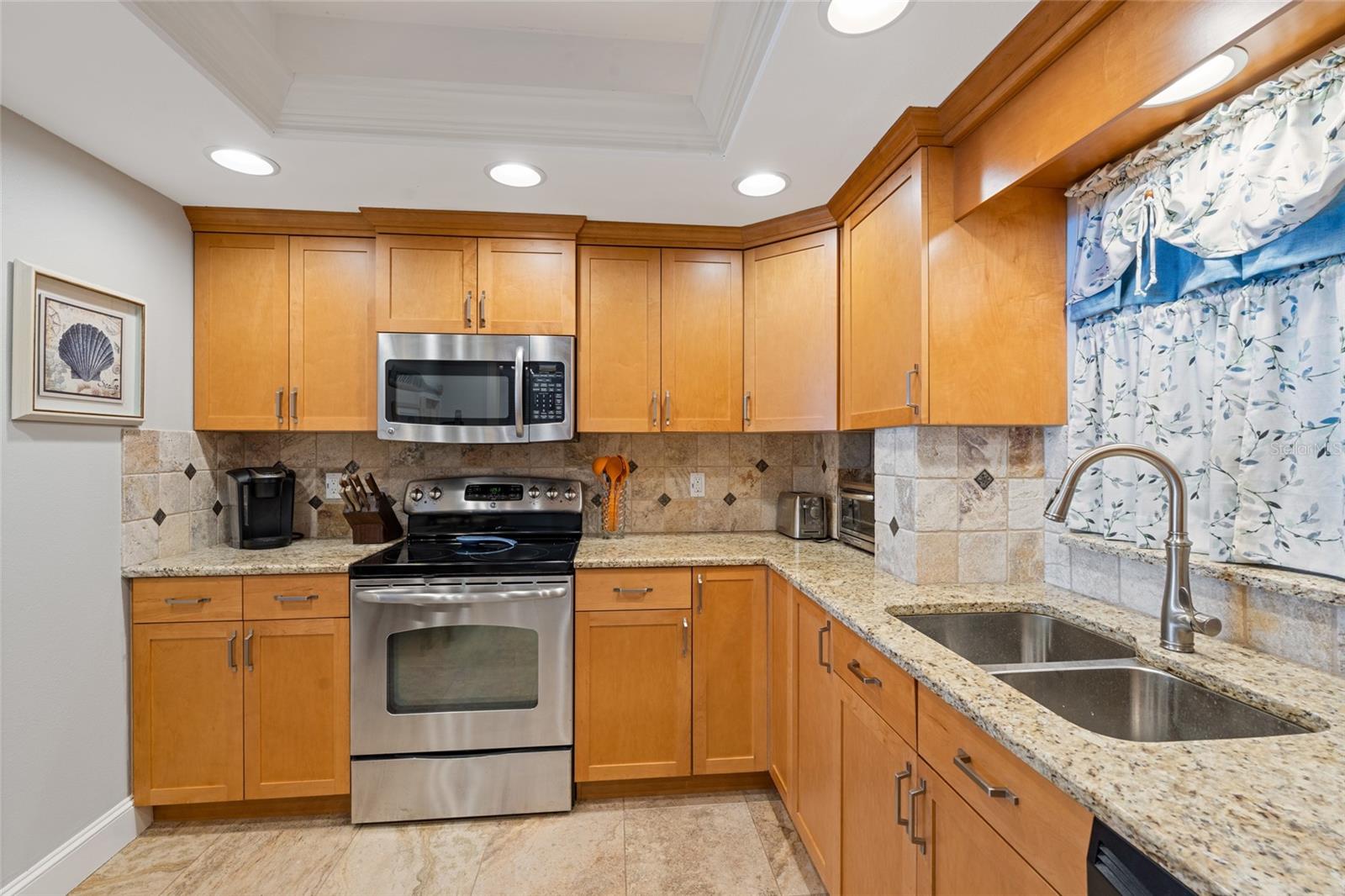4950 Gulf Blvd #605 Property Photo 17