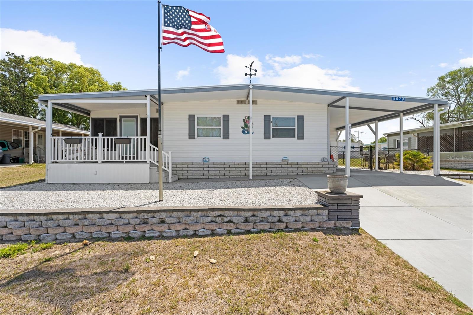 8979 HIGHPOINT BLVD Property Photo 1