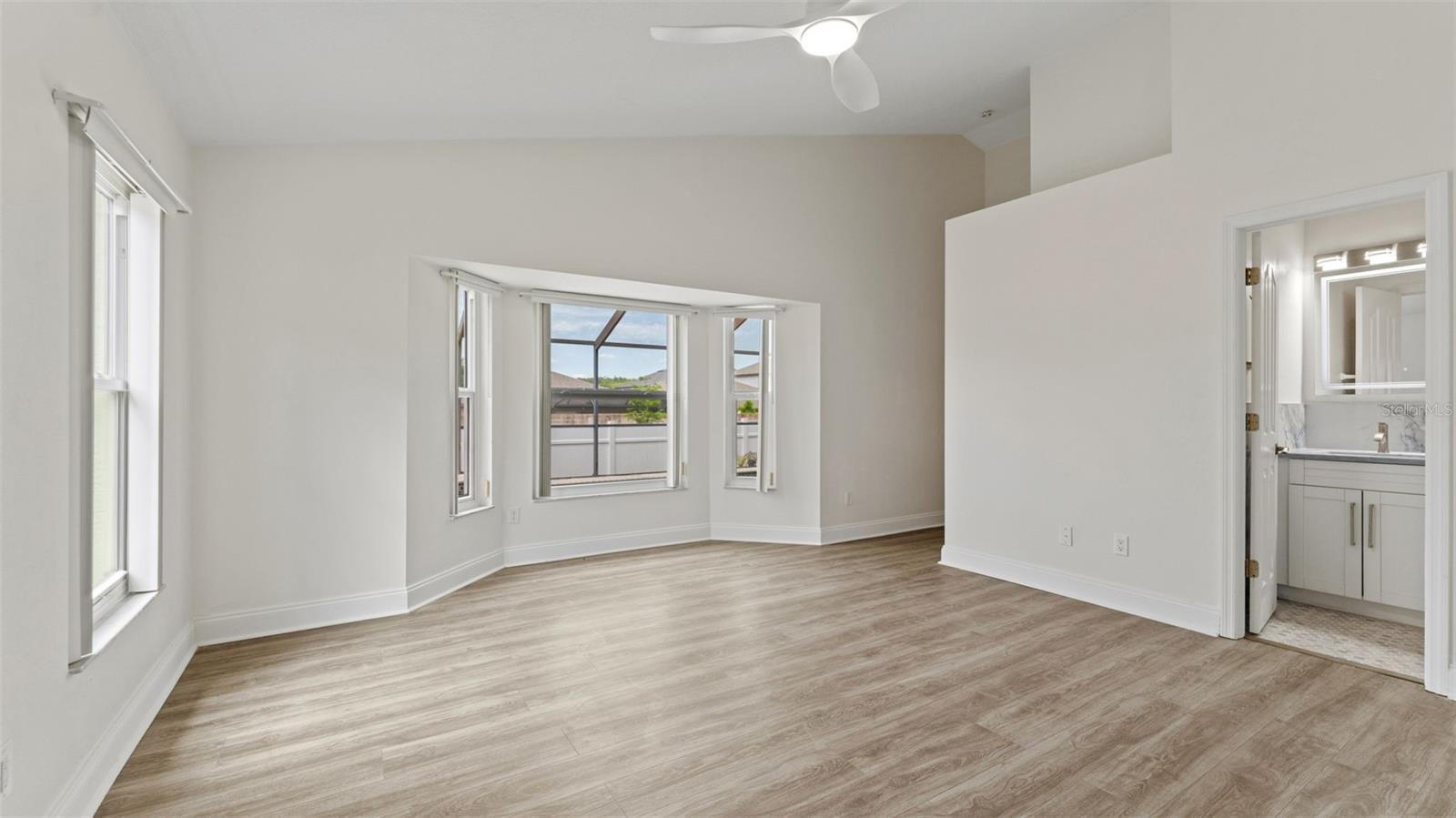 11708 Carrollwood Cove Dr Property Photo 14