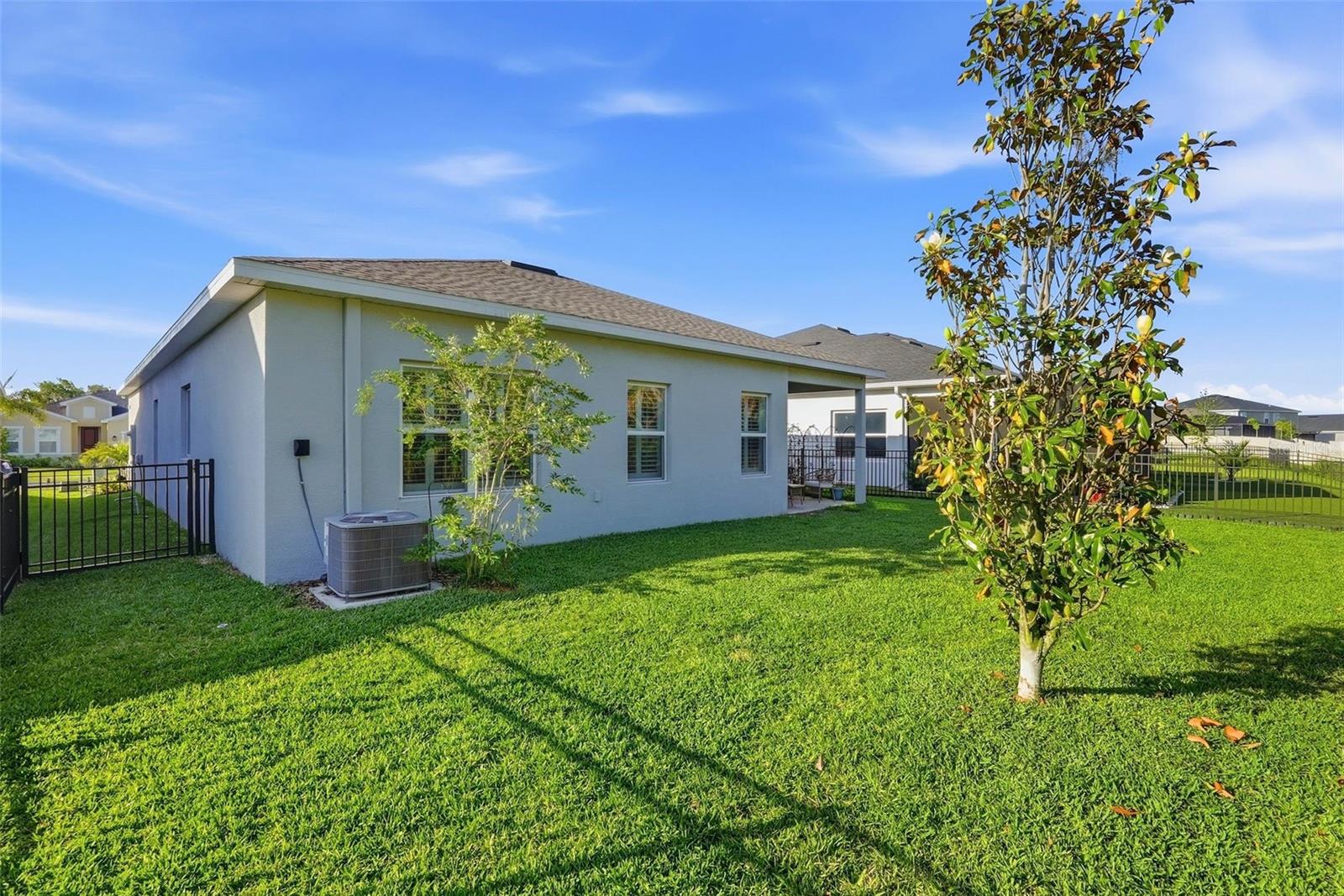 9822 Eventide Trl Property Photo 29