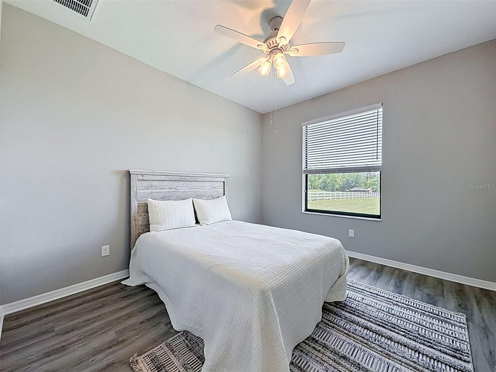 1381 N Spend A Buck Dr Property Photo 45