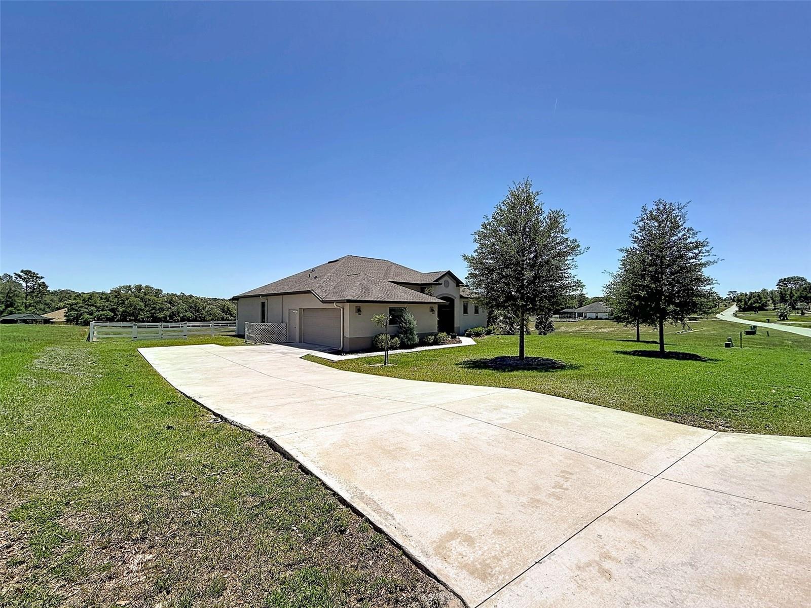 1381 N Spend A Buck Dr Property Photo 64