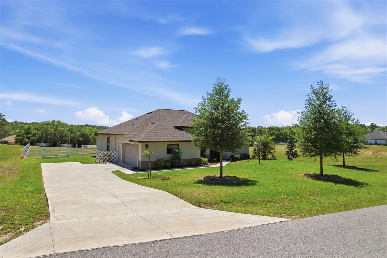 1381 N Spend A Buck Dr Property Photo 89
