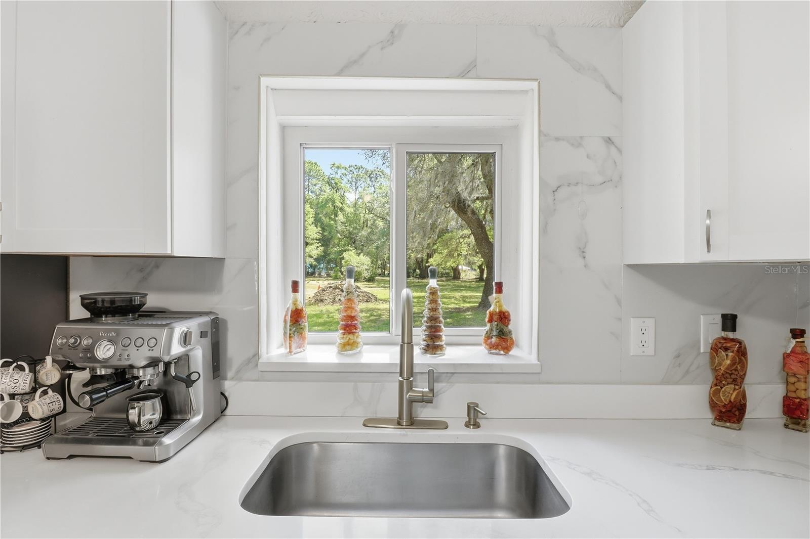 67 Cove Rd Property Photo 16