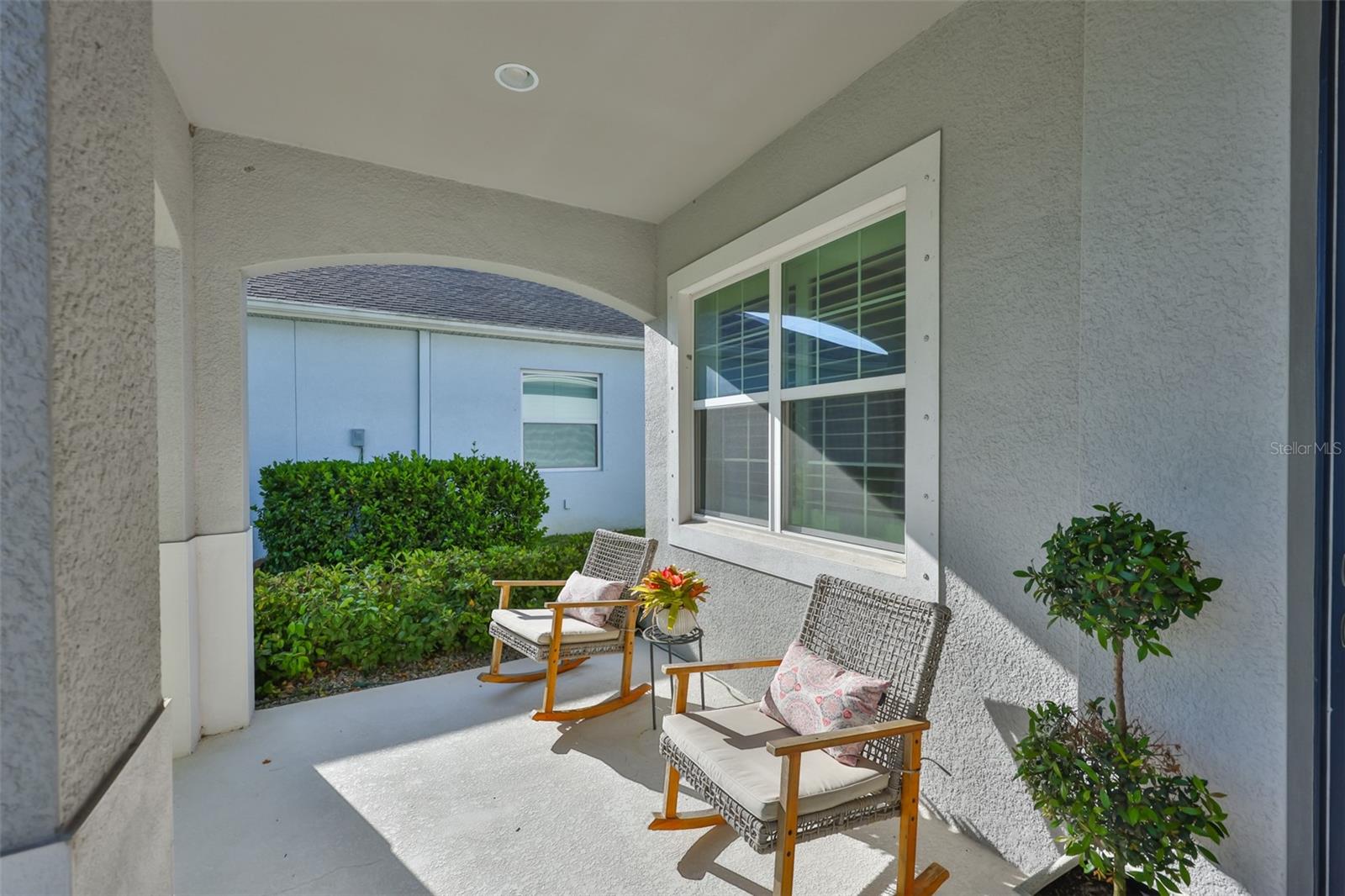 12421 Glenridge Ln Property Photo 4