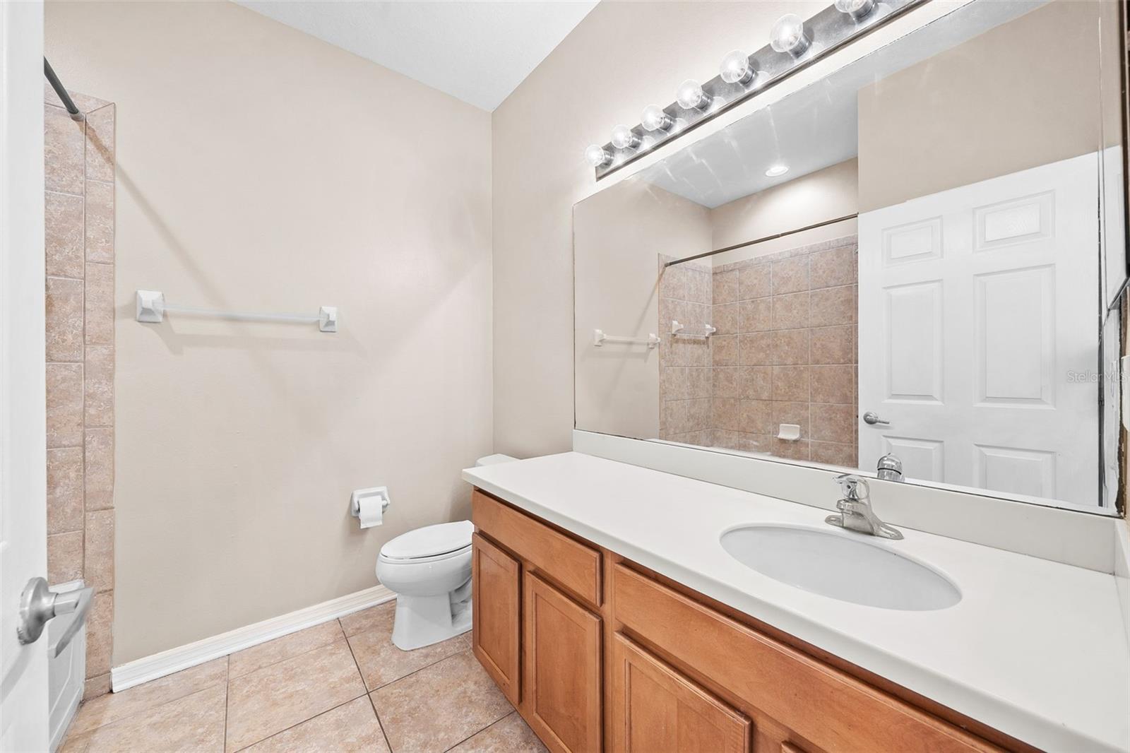 910 Fern Leaf Dr Property Photo 24