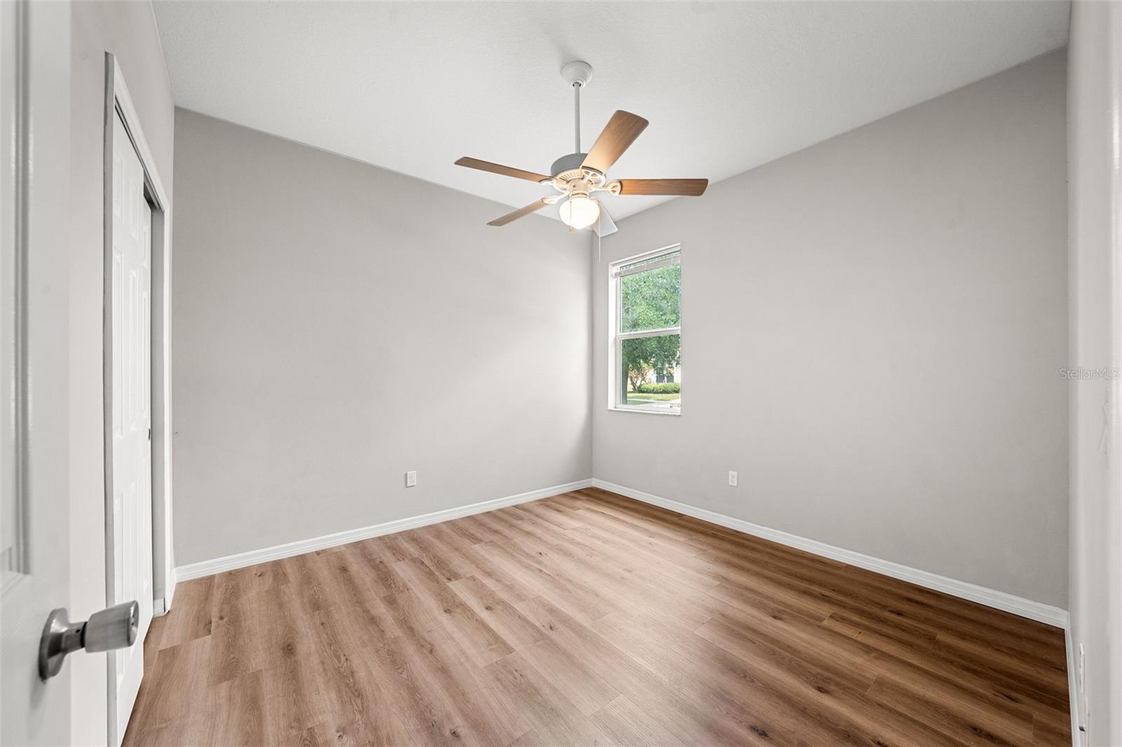 910 Fern Leaf Dr Property Photo 26