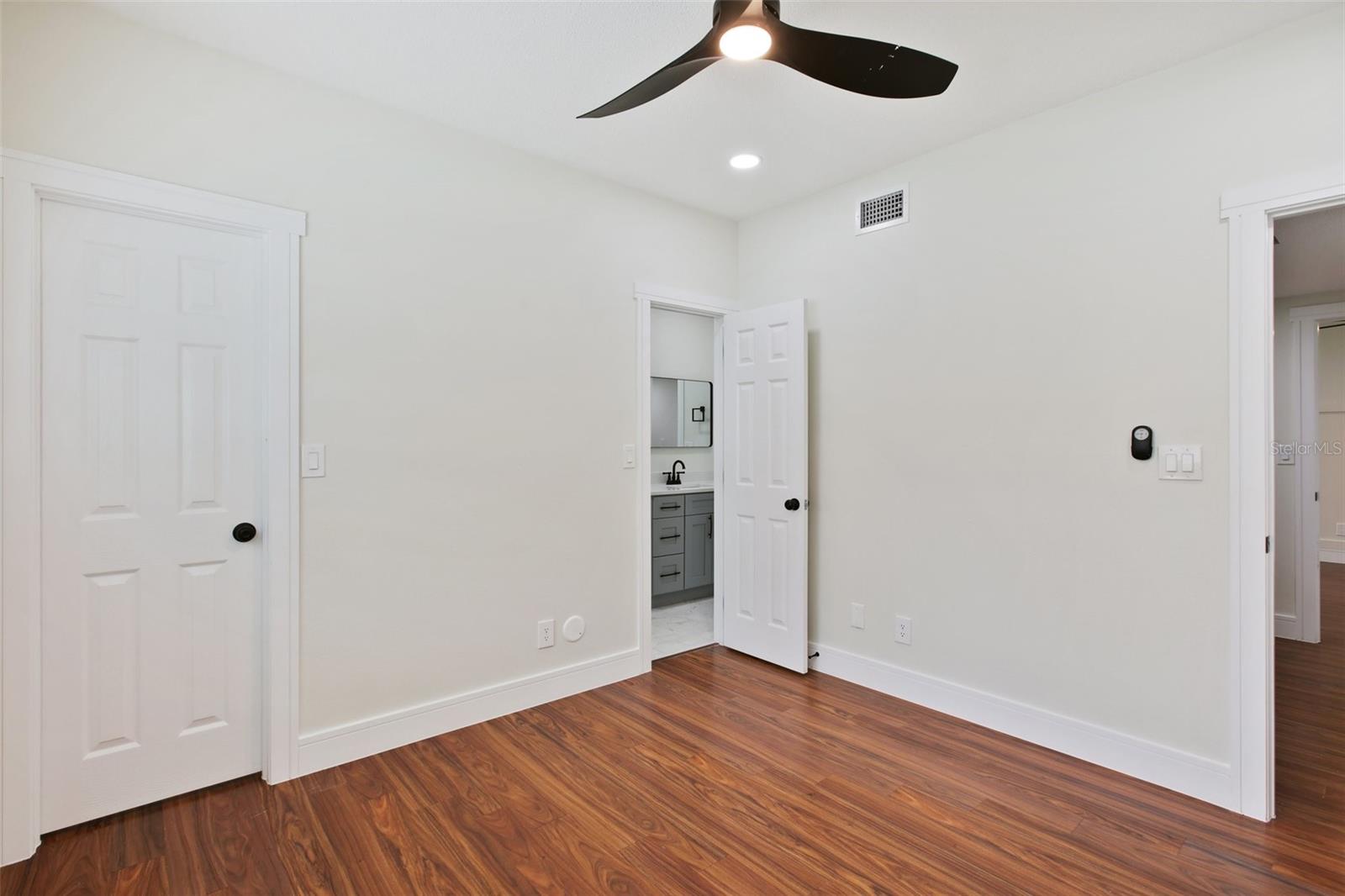 226 Willowick Ave Property Photo 60