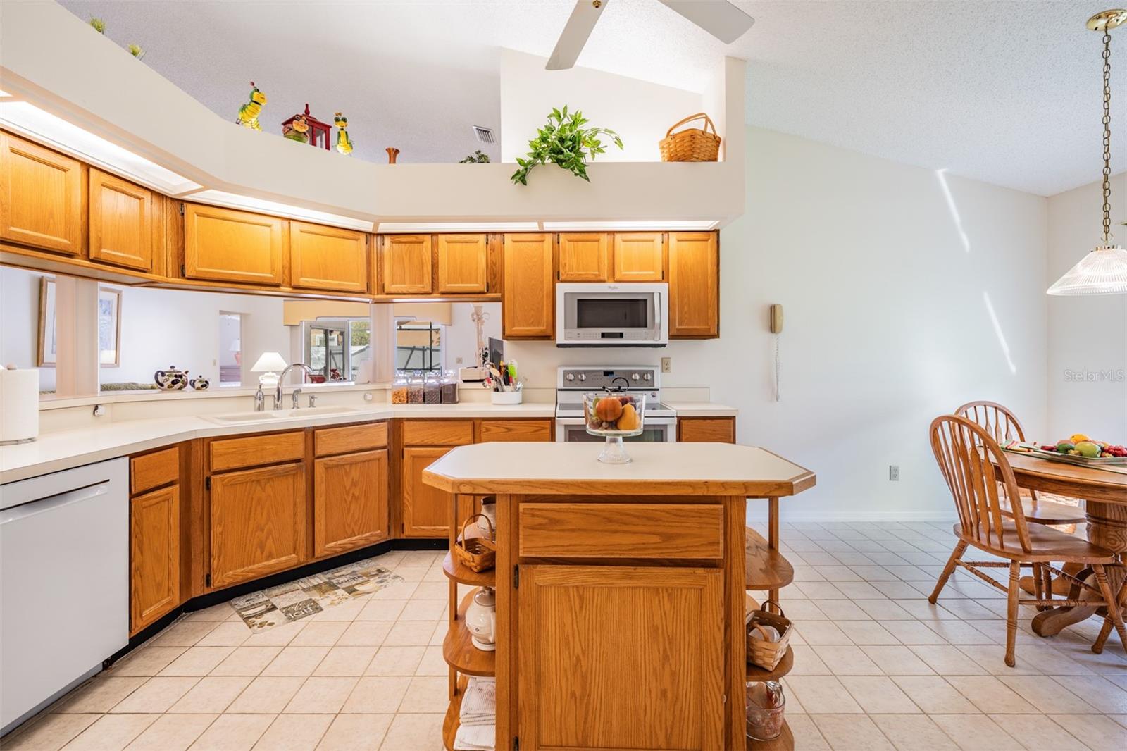 9008 Quail Creek Dr Property Photo 17