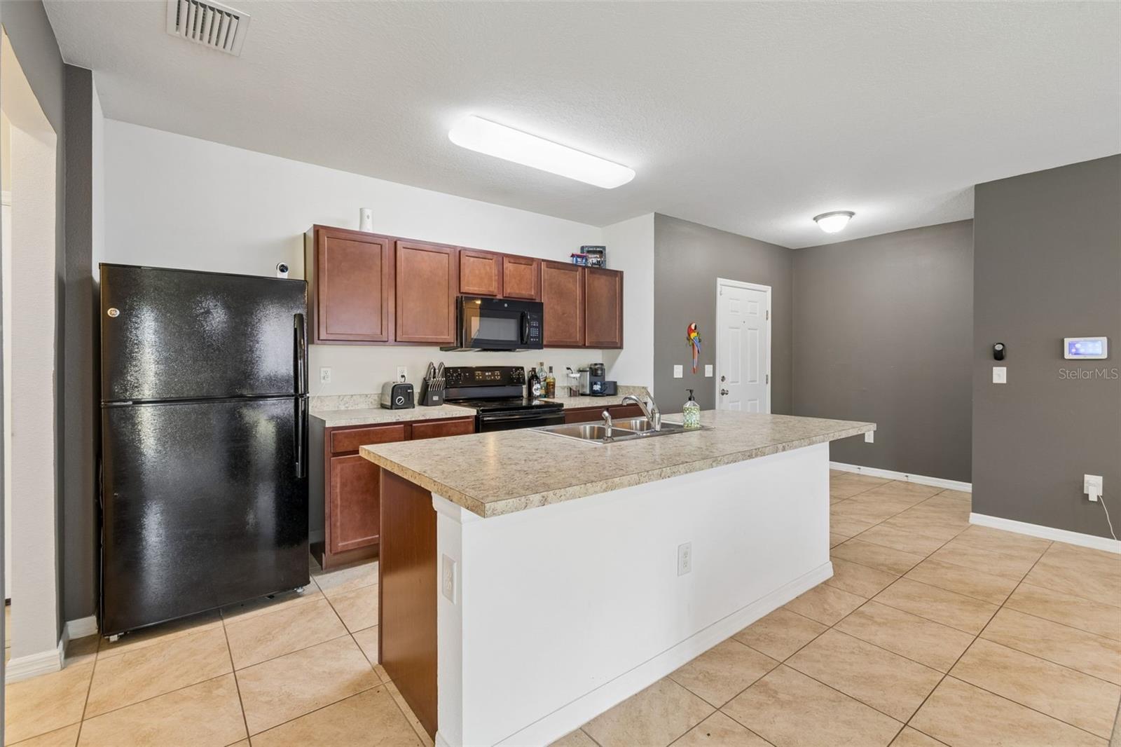 11926 Grand Kempston Dr Property Photo 8