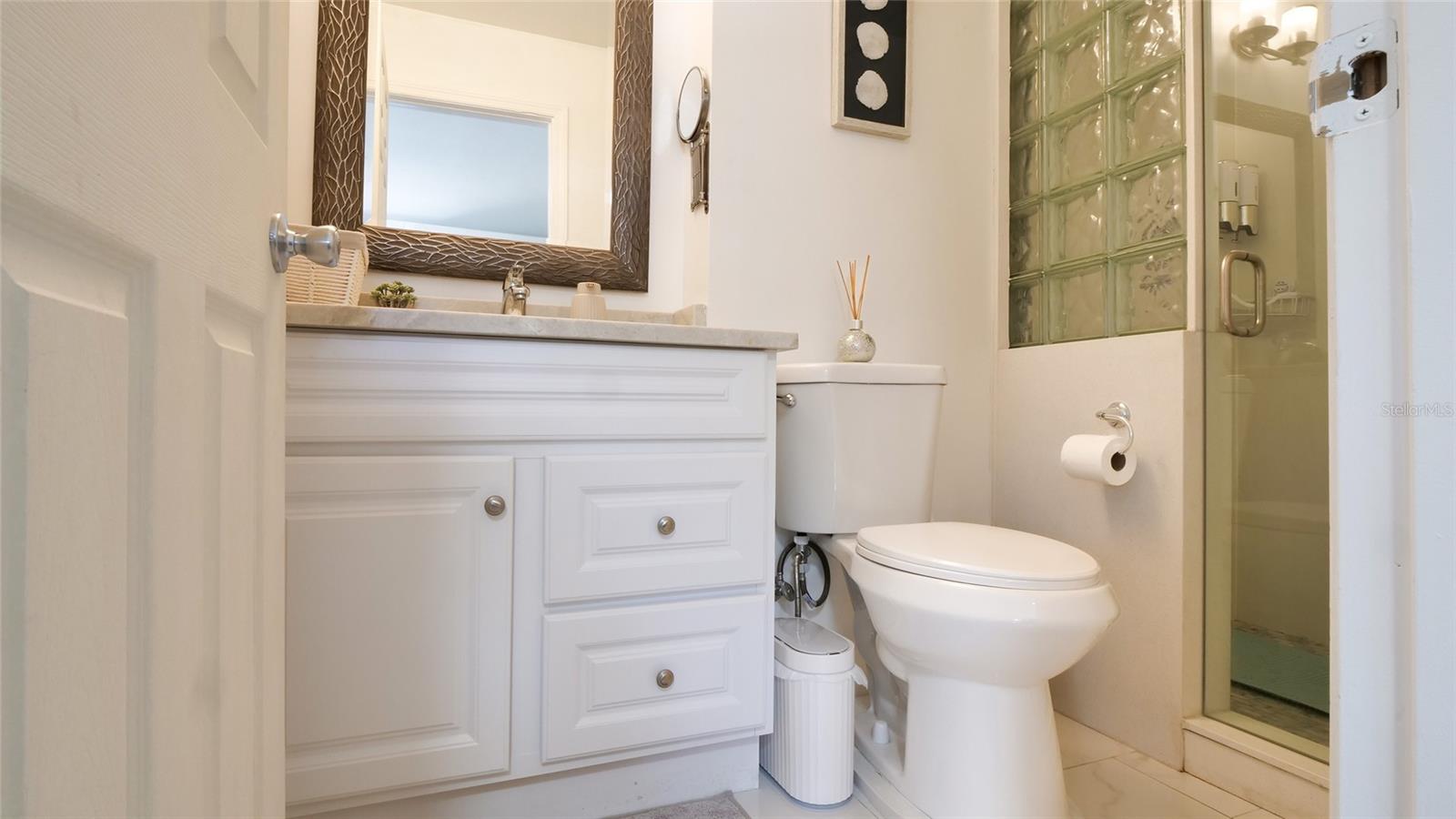 1307 Normandy Cir Property Photo 25
