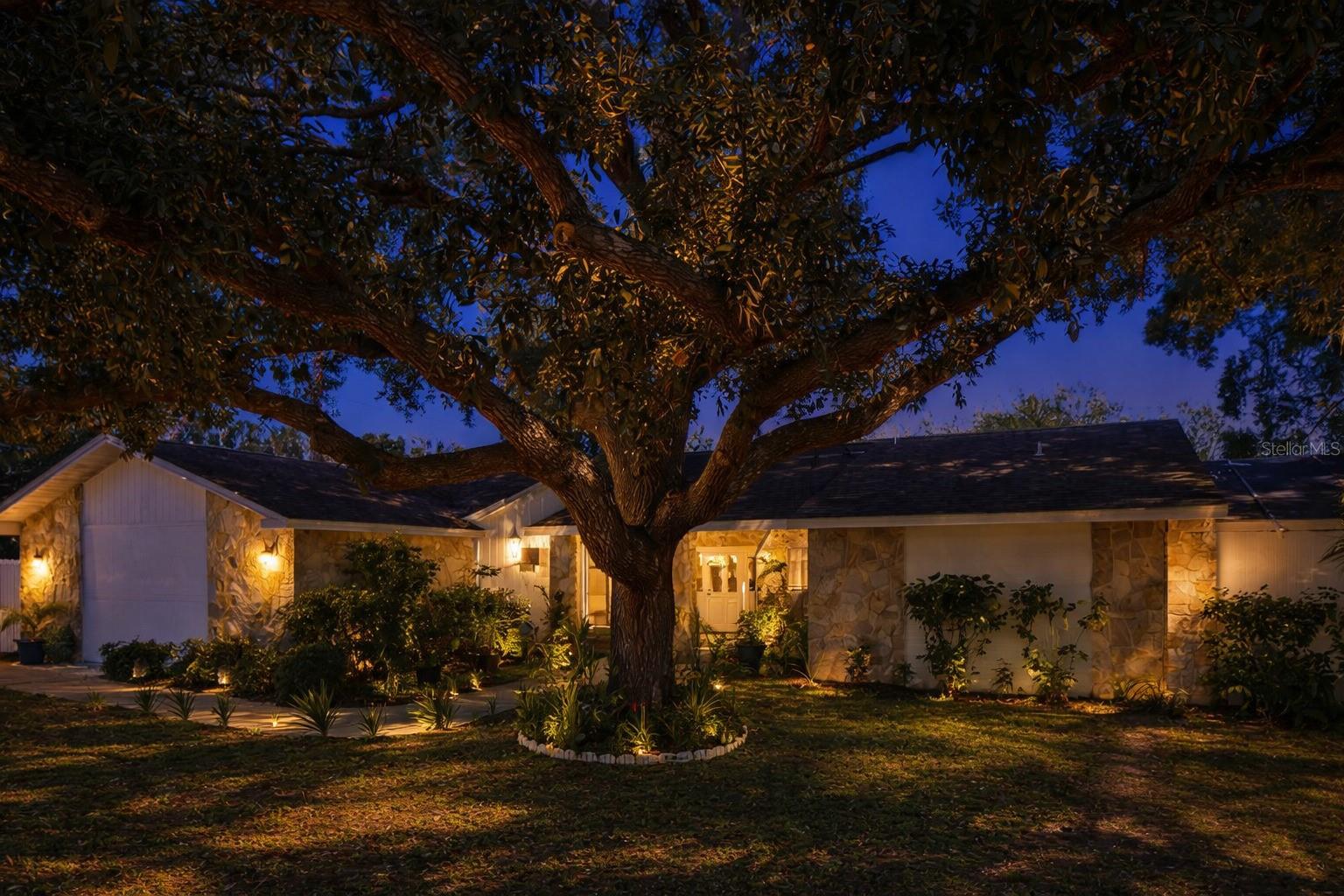 1307 Normandy Cir Property Photo 53