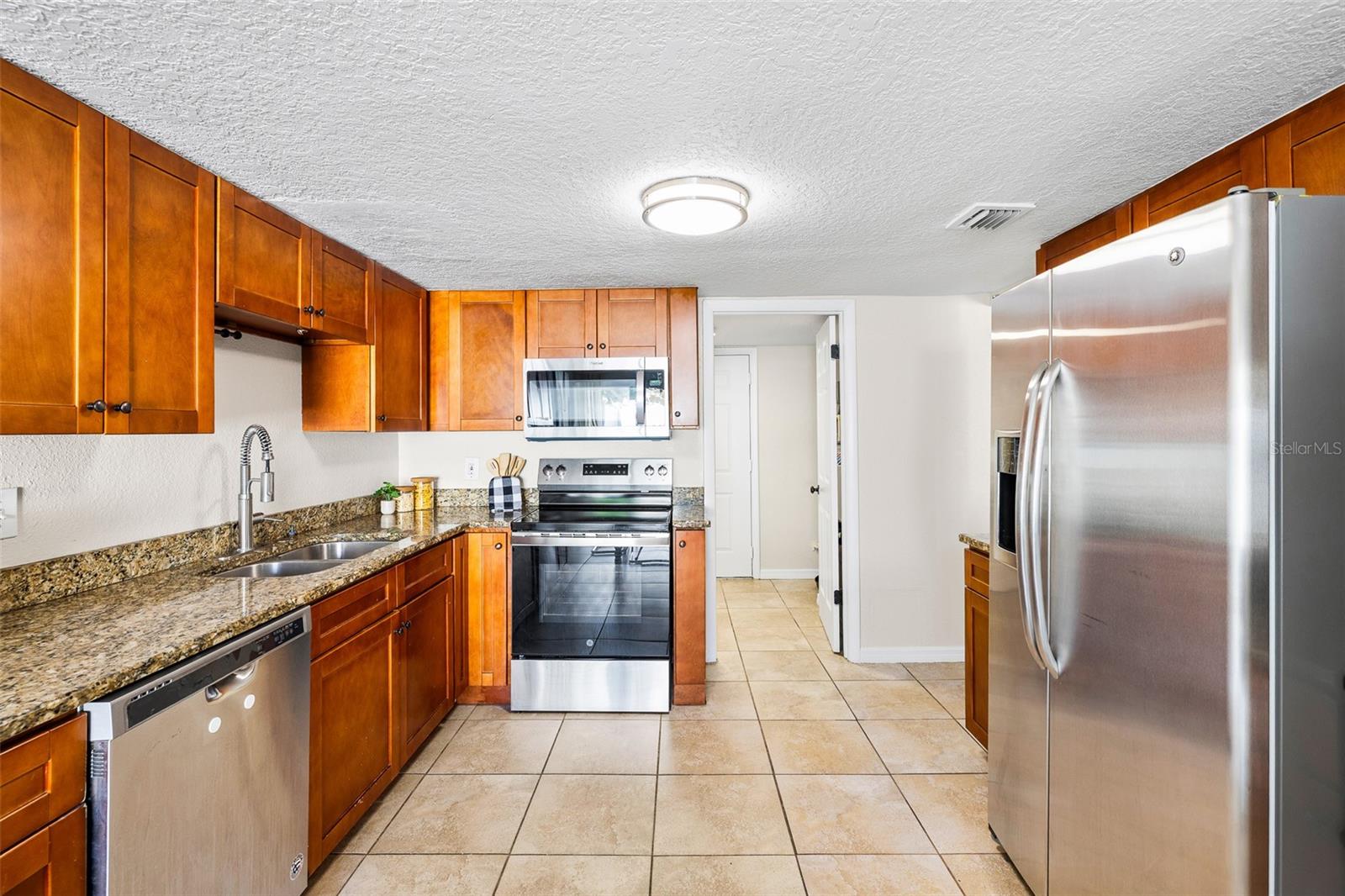 7256 Moffatt Ln N Property Photo 6