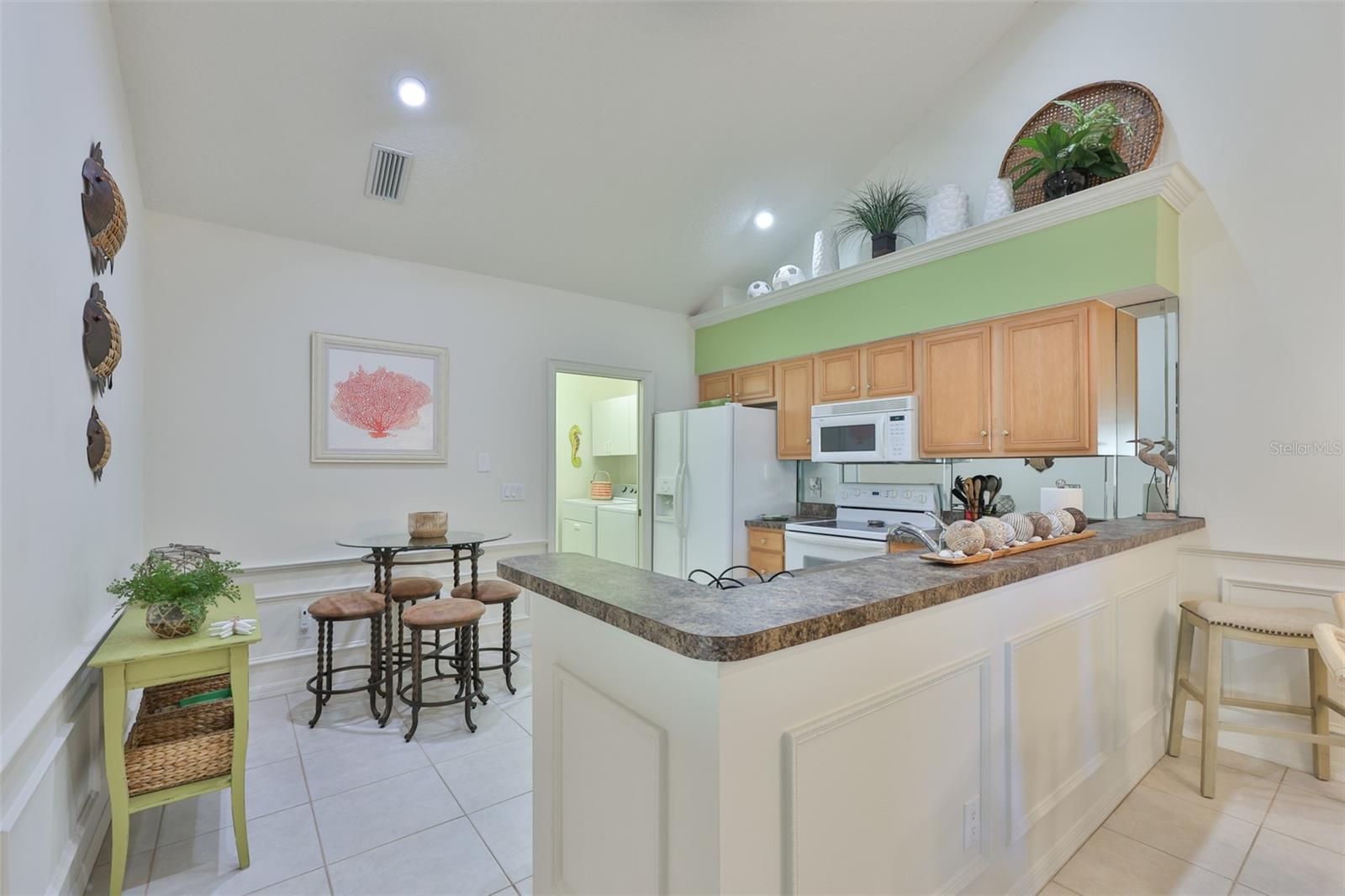1115 Golfview Woods Dr Property Photo 10