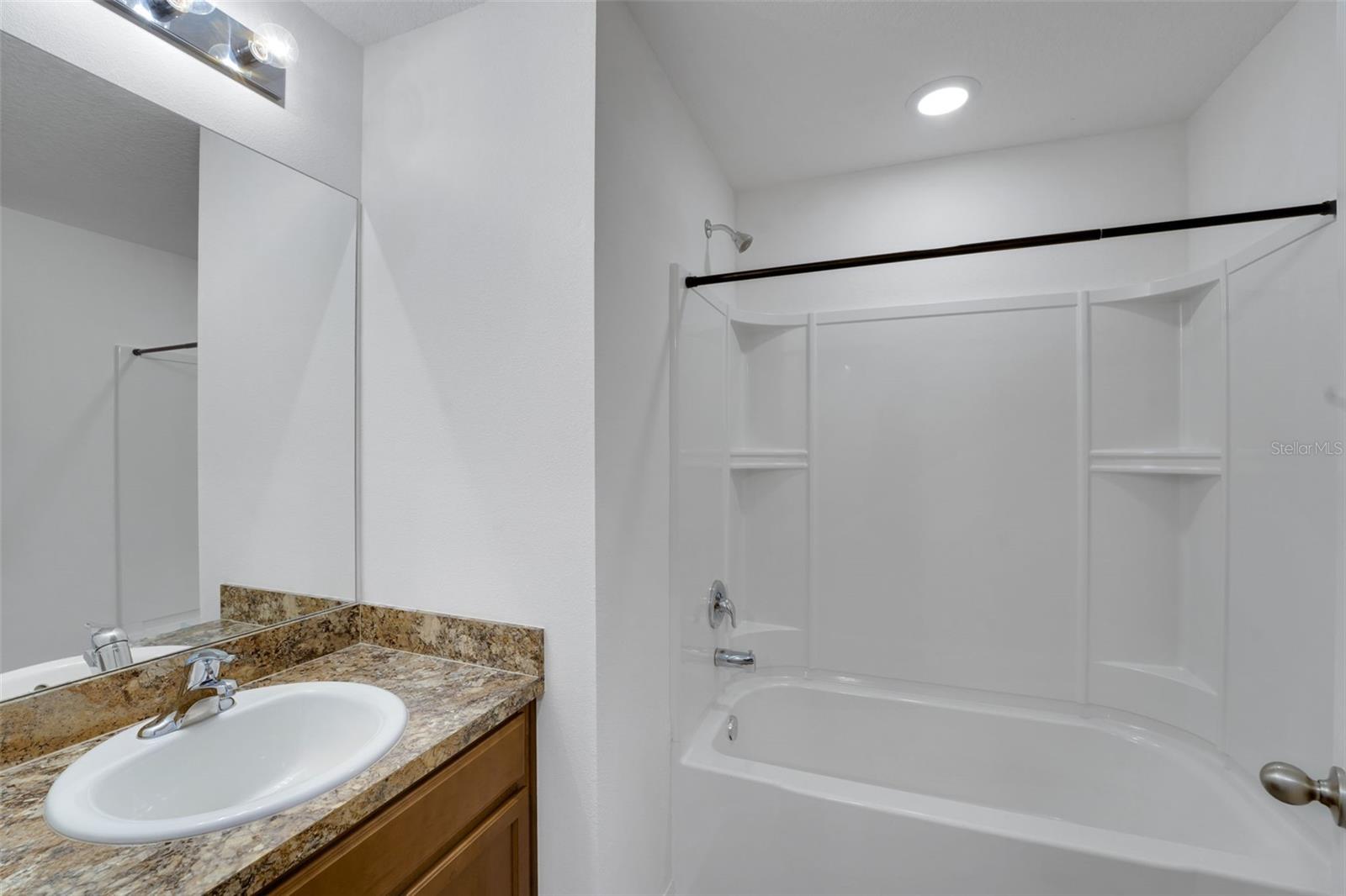 2659 Rotherham Rd Property Photo 10