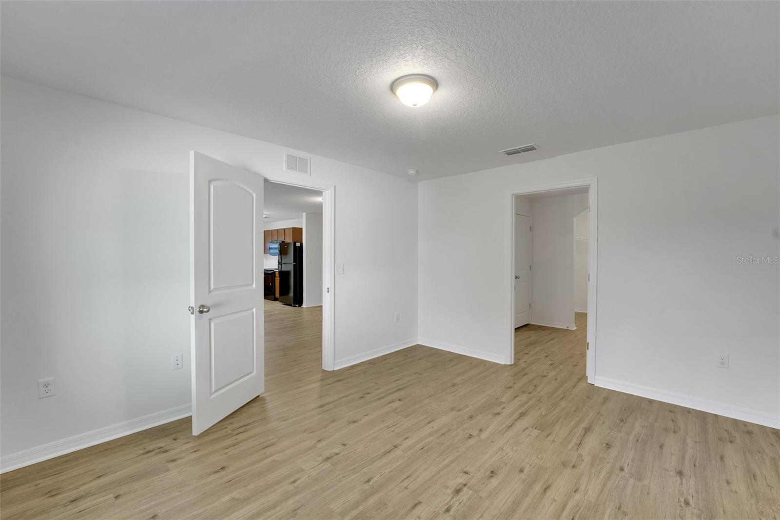 2659 Rotherham Rd Property Photo 20