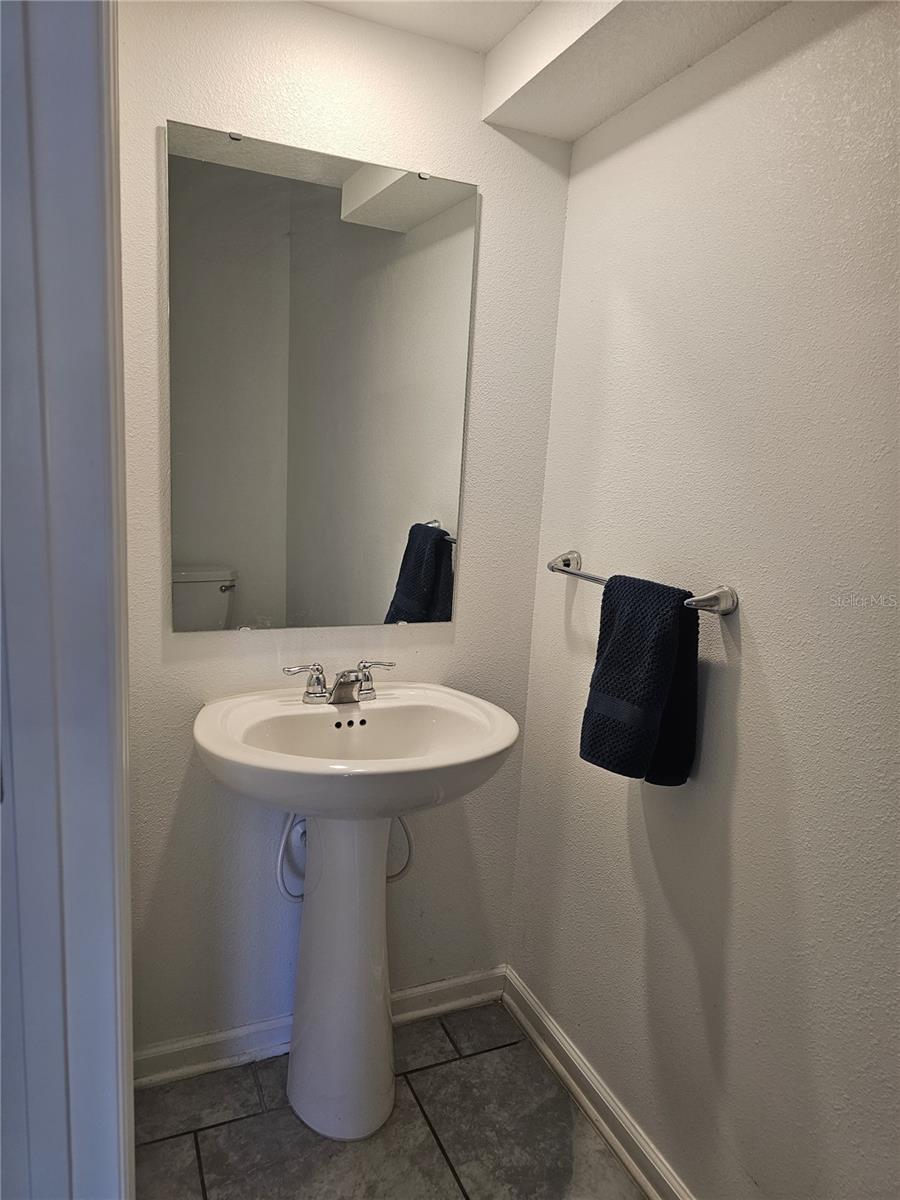 3166 Laurent Loop Property Photo 12