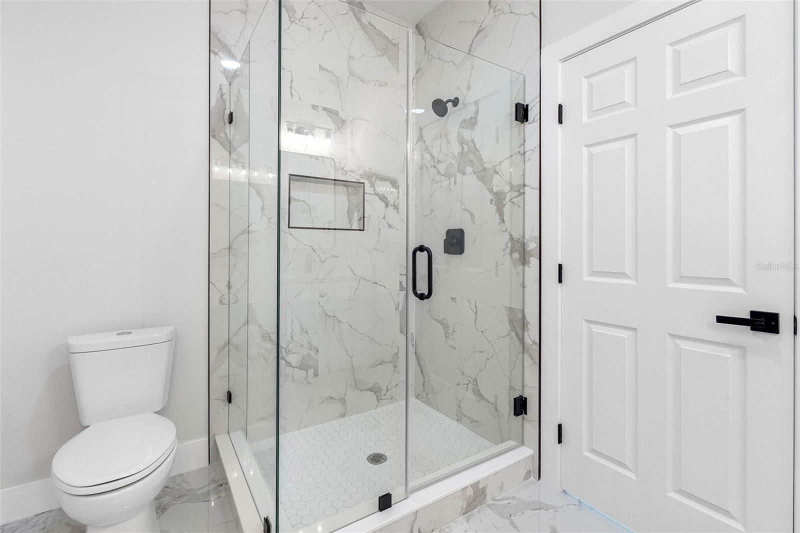 7141 Ivanhoe Dr Property Photo 33