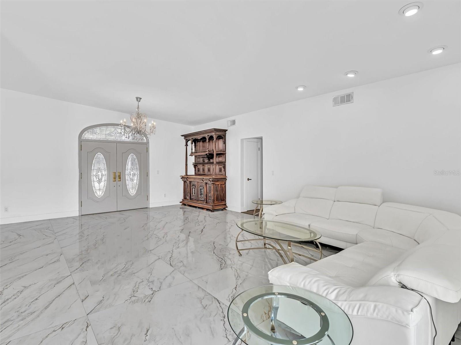 12904 Banyan Rd Property Photo 22