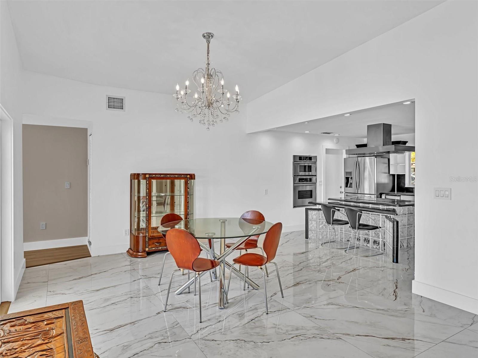 12904 Banyan Rd Property Photo 23