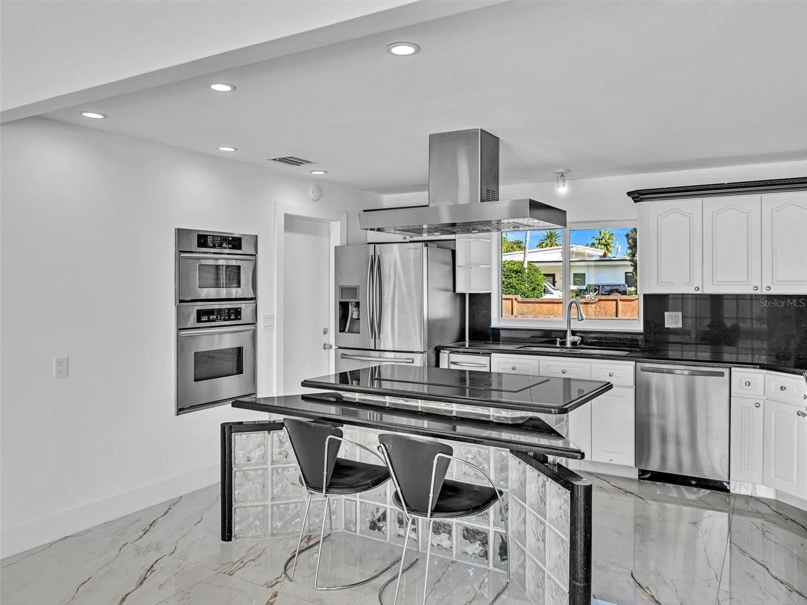 12904 Banyan Rd Property Photo 27