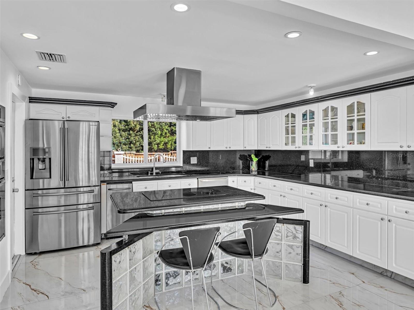 12904 Banyan Rd Property Photo 28