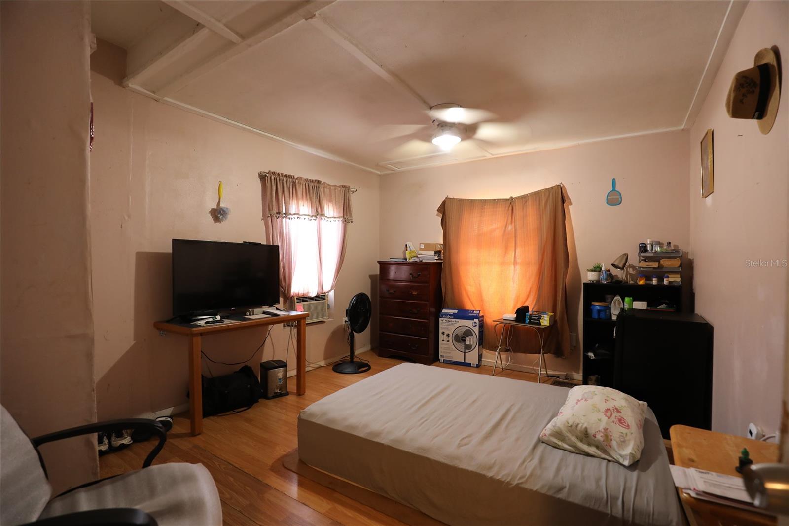 2747 Eaton Ave Property Photo 9