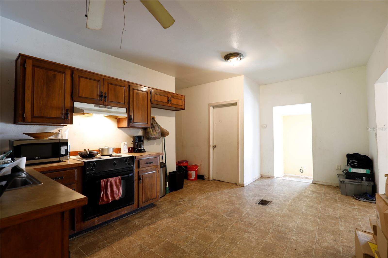 2747 Eaton Ave Property Photo 11