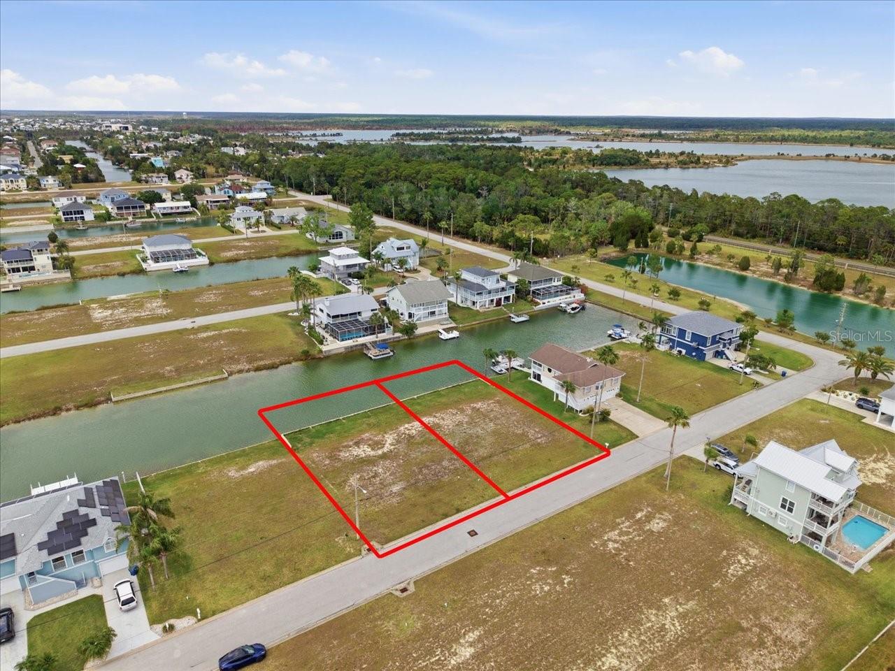 4041 Triggerfish Dr Property Photo 3