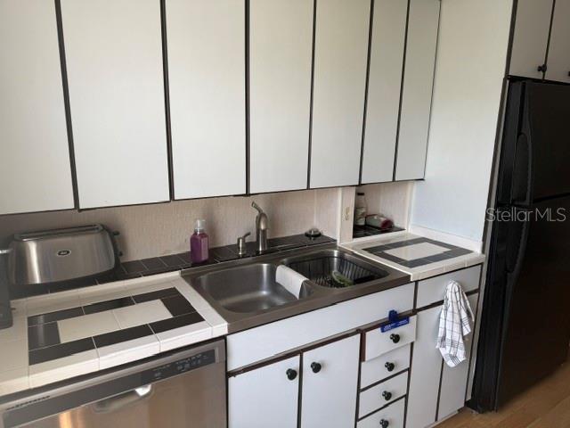 3223 38th Way S #f Property Photo 8