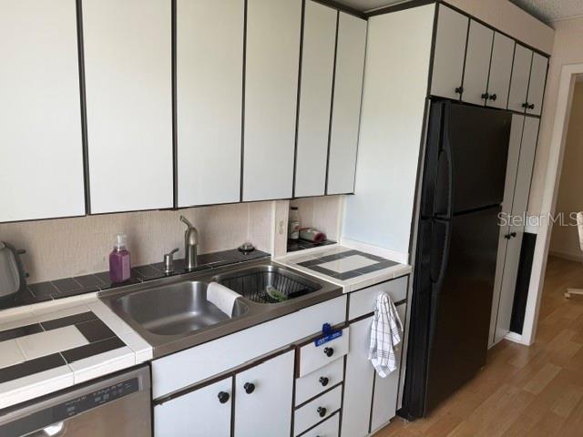 3223 38th Way S #f Property Photo 9