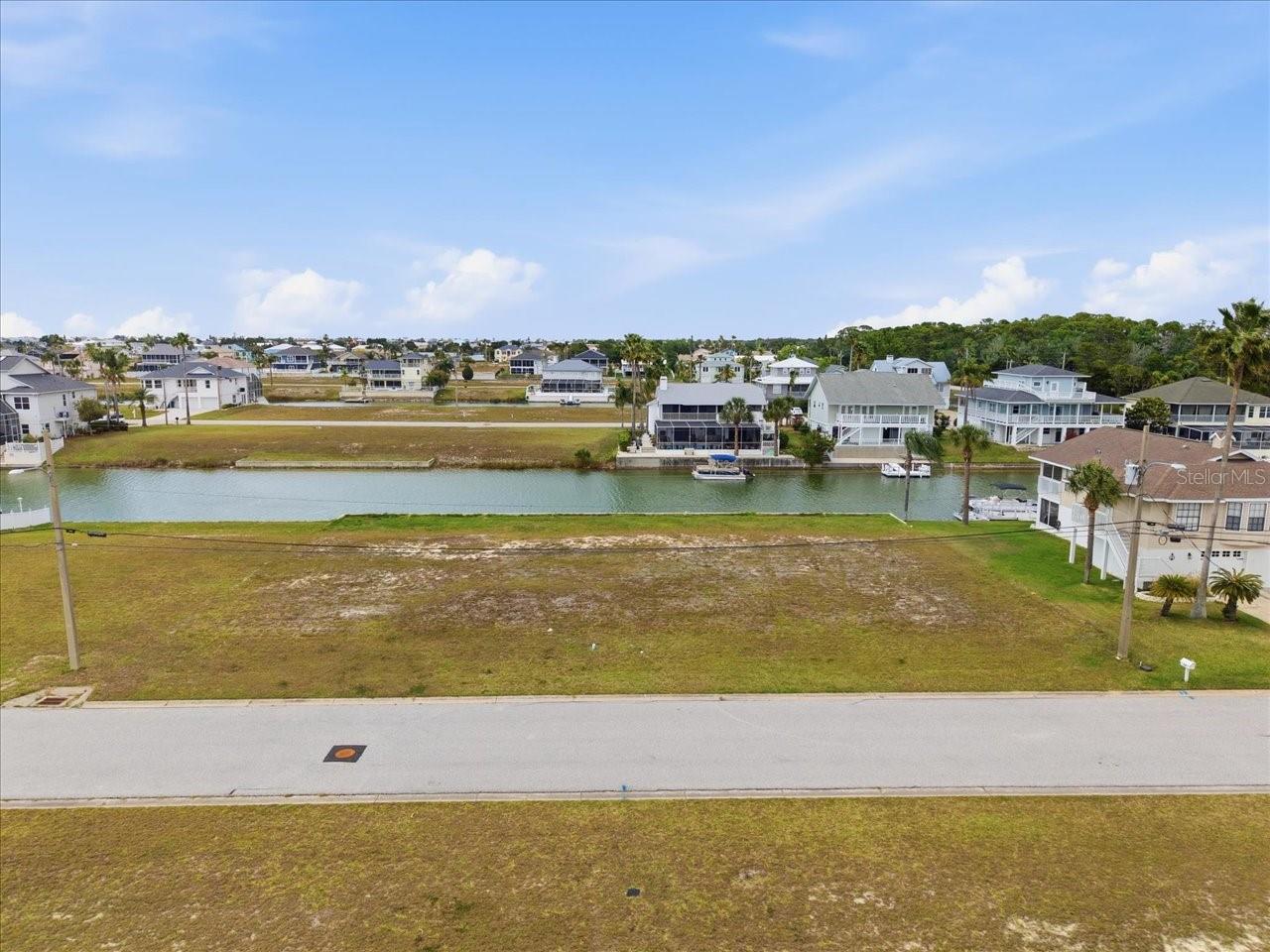 4033 Triggerfish Dr Property Photo 6