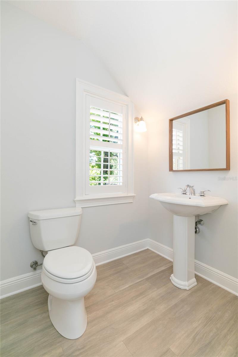 114 E Davis Blvd #13 Property Photo 13