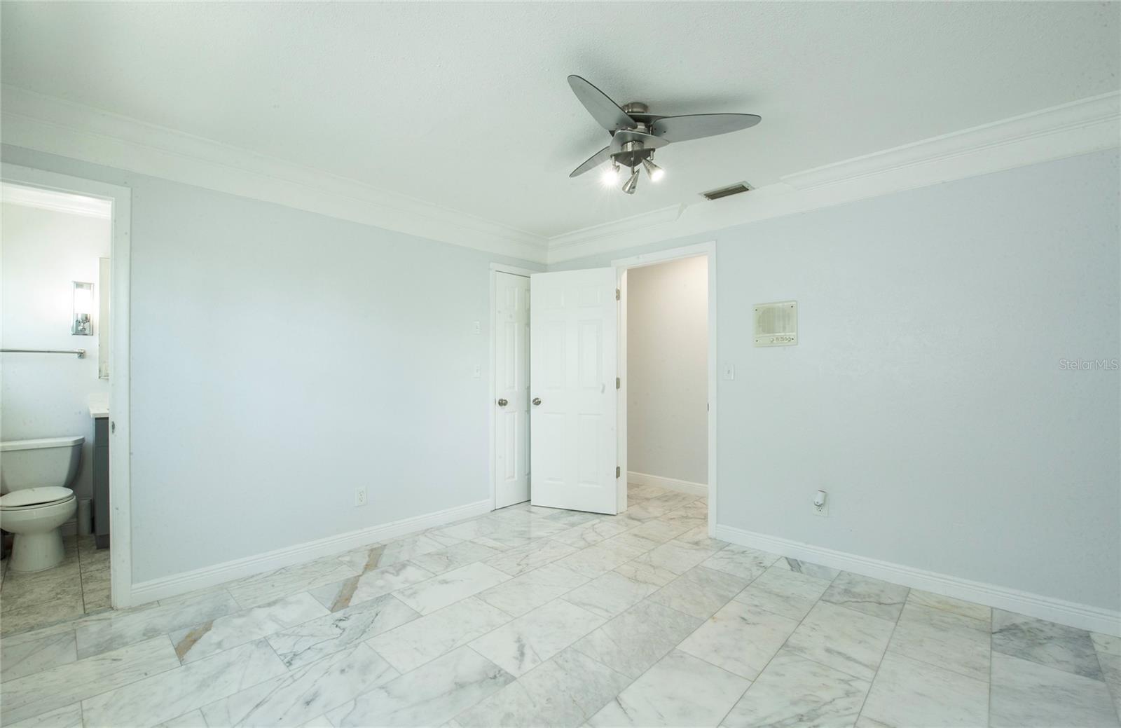 551 Crystal Dr Property Photo 39