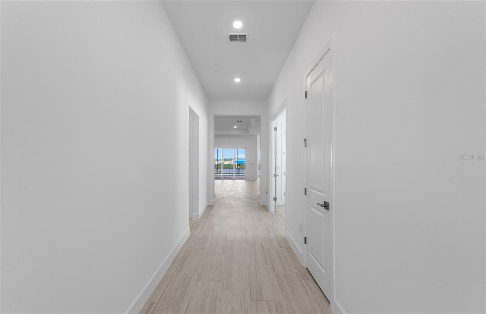 26641 Bering Dr Property Photo 3