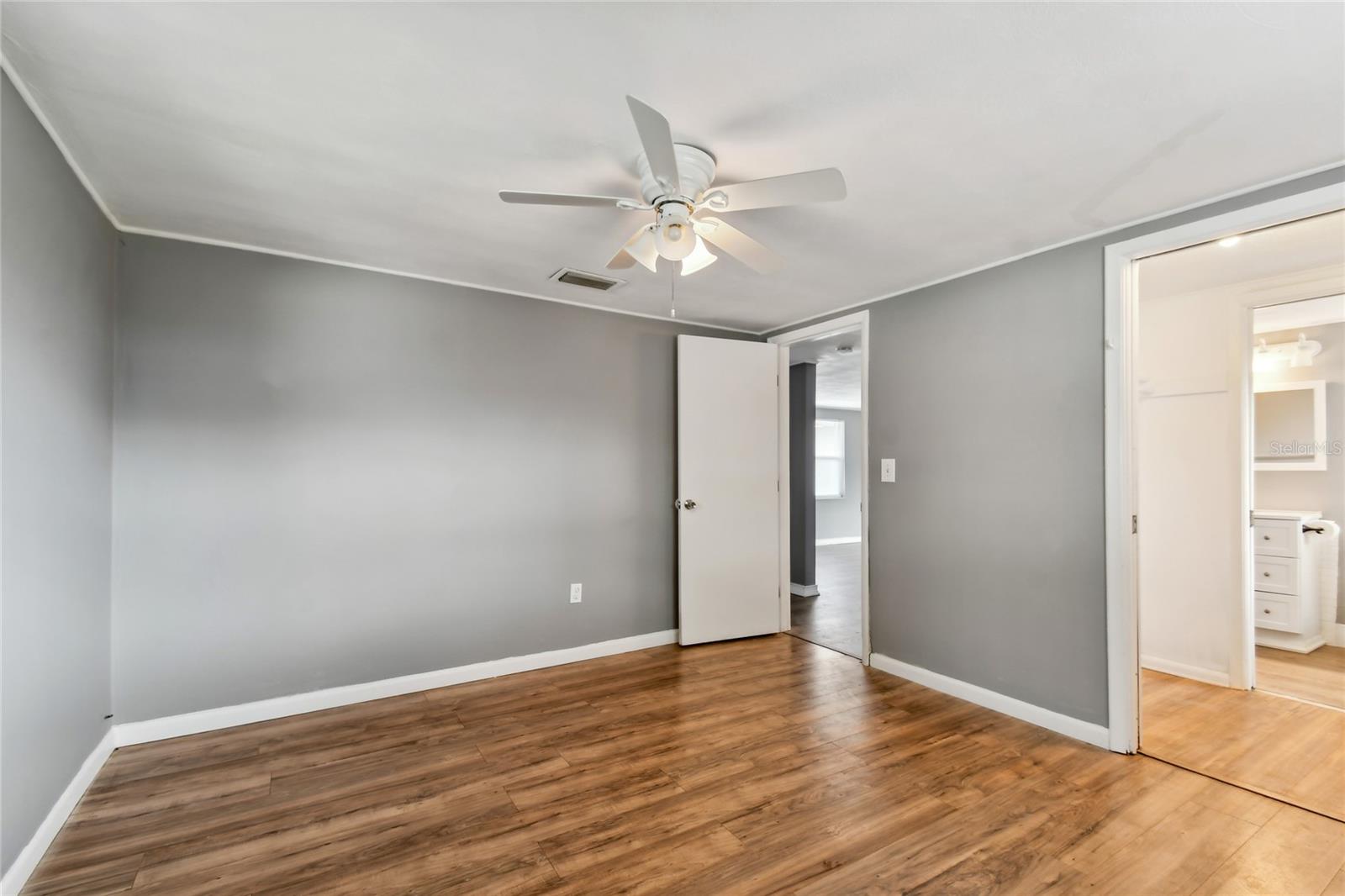 7721 Arbordale Dr Property Photo 4