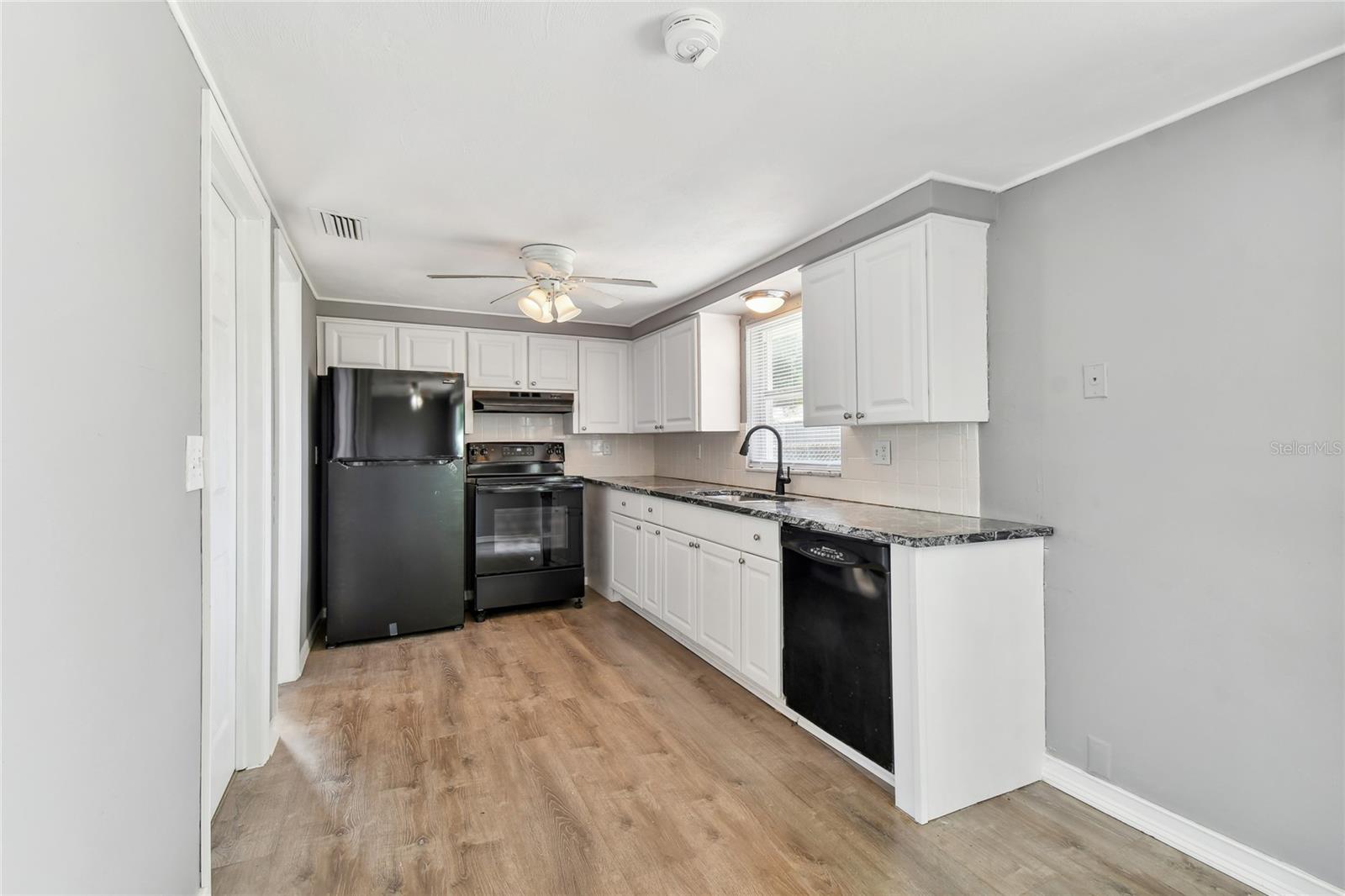 7721 Arbordale Dr Property Photo 26