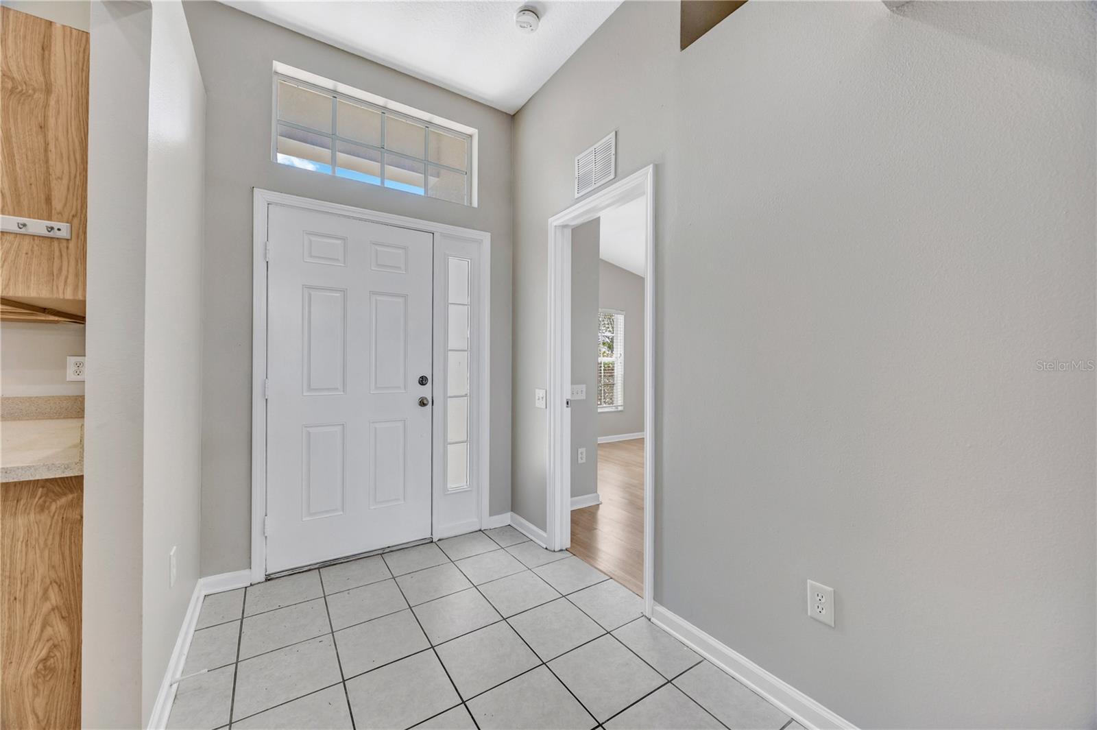 30435 Annadale Dr Property Photo 3
